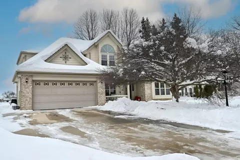n110w16624 Kings Way, Germantown, WI 53022