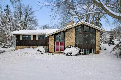 n60w15882 Hawthorne, Menomonee Falls, WI 53051