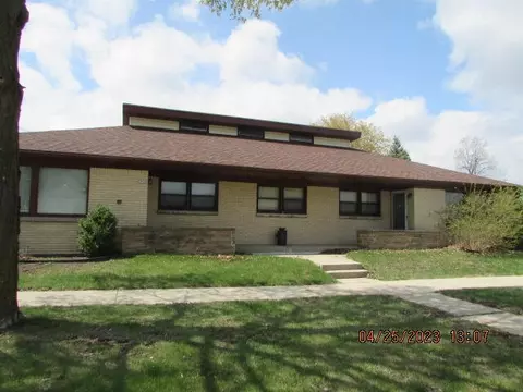 8401 W Melvina, Milwaukee, WI 53222