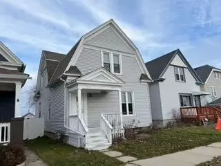 1214 Monroe, South Milwaukee, WI 53172