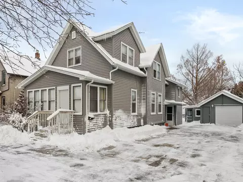 729 S 20th, Manitowoc, WI 54220