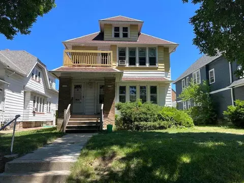 2950 N 44th #2952, Milwaukee, WI 53210