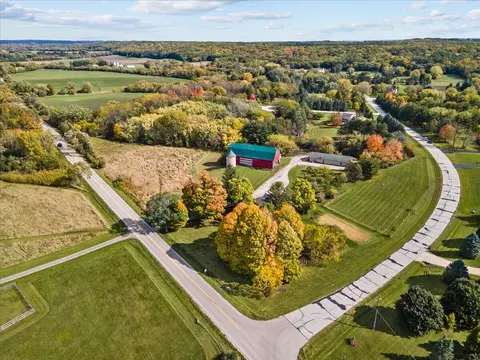 s47w36357 County Road C, Ottawa, WI 53118