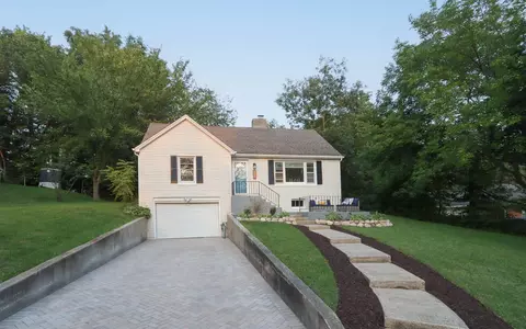 119 Pearson, Lake Geneva, WI 53147