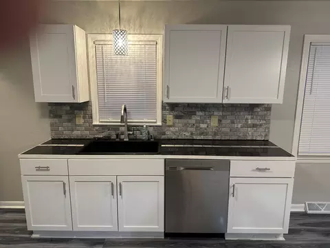 4508 N 71st, Milwaukee, WI 53218