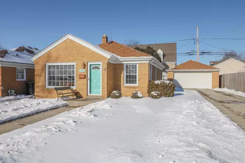 1120 Florence, Racine, WI 53402