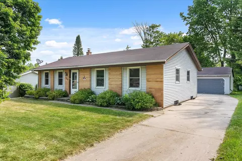 360 S Colonial, Saukville, WI 53080