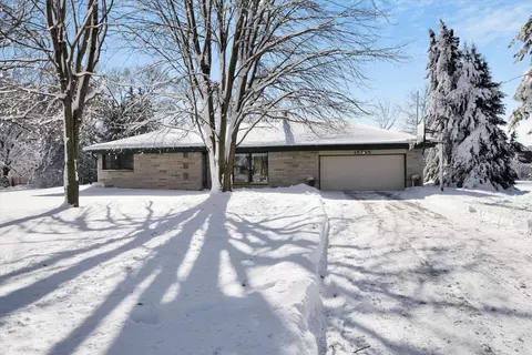 17335 W Wisconsin, Brookfield, WI 53045