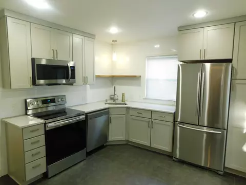8022 W Burleigh, Milwaukee, WI 53222
