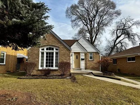 4826 N 73rd, Milwaukee, WI 53218