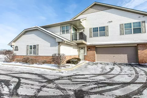 1523 24th #40, Kenosha, WI 53140