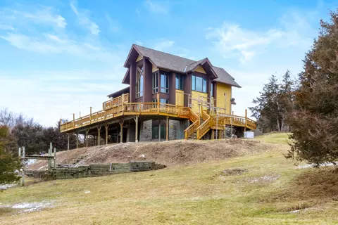 w4841 Steeple Chase Lane, Troy, WI 53121