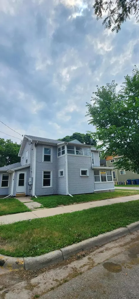 112-114 10th, La Crosse, WI 54601