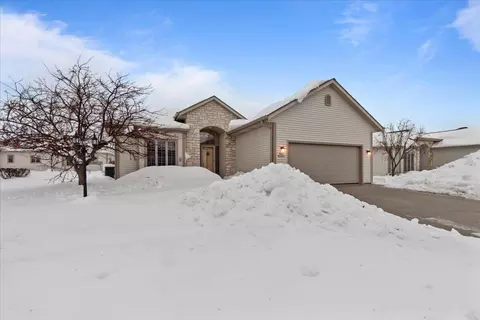 w203n16266 White Oak, Jackson, WI 53037