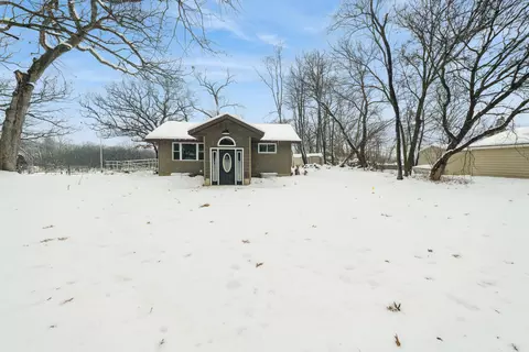 n1320 Cherry Drive, Bloomfield, WI 53128