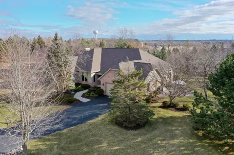 10708 N Essex, Mequon, WI 53092
