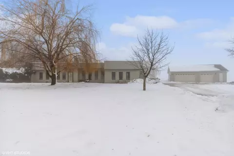 21040 County Line, Dover, WI 53139