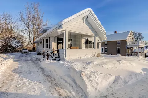 122 4th, Sheboygan Falls, WI 53085