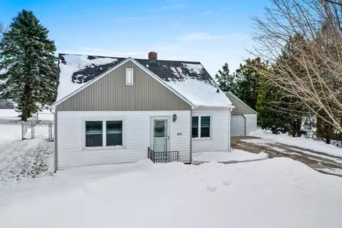 819 Tower, Cato, WI 54230
