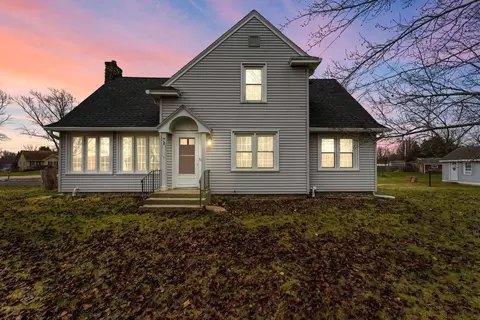 6712 Douglas, Racine, WI 53402