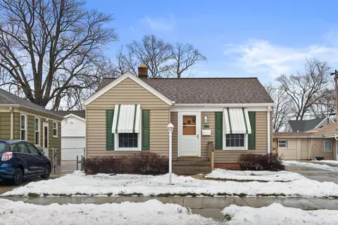409 Island, Racine, WI 53405