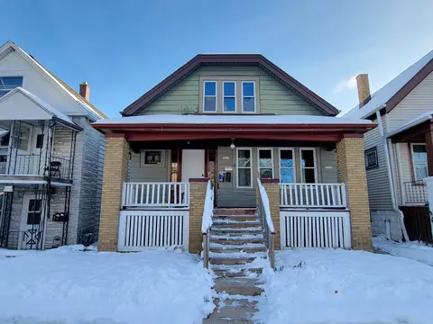 3020 S 9th, Milwaukee, WI 53215