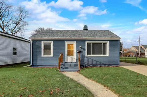 5718 13th, Kenosha, WI 53140