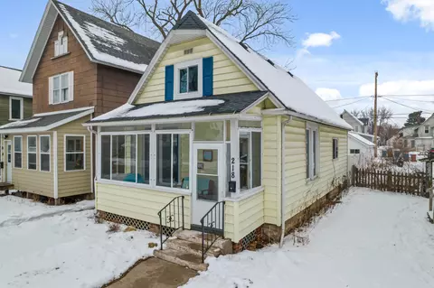 218 E 9th, Winona, MN 55987