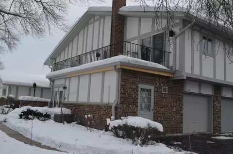 17768 Nassau #A, Brookfield, WI 53045