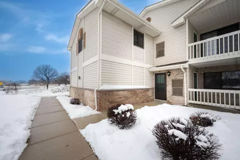 7409 98th #K, Kenosha, WI 53142