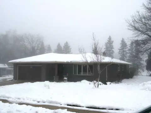620 Huron, Oostburg, WI 53070