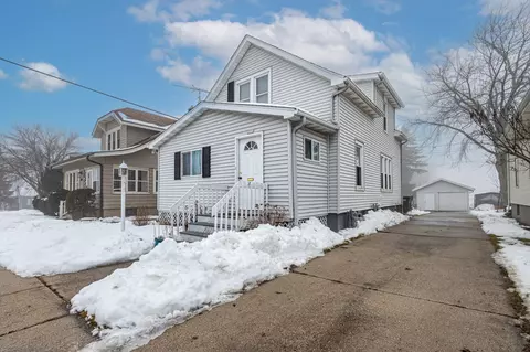 2112 Cooper, Sheboygan, WI 53083