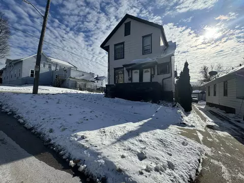 1513 Liberty, Racine, WI 53404