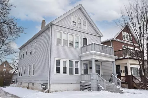 3000 S 8th #3002, Milwaukee, WI 53215