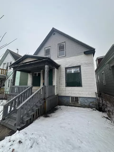 3133 N 29th, Milwaukee, WI 53216
