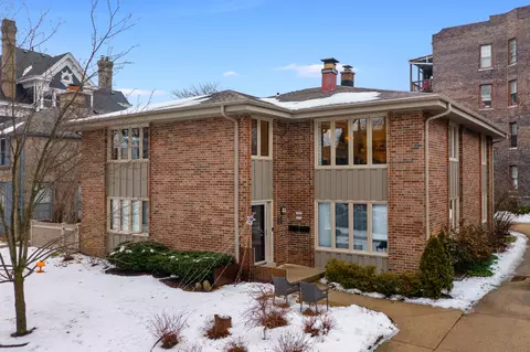 2581 N N Ter, Milwaukee, WI 53211