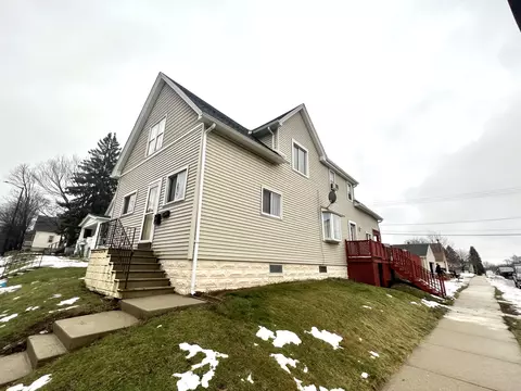 1333 Rawson, South Milwaukee, WI 53172