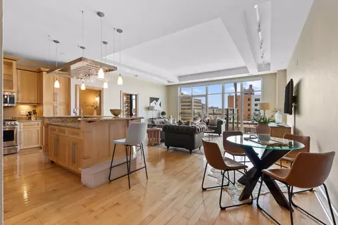 1313 N Franklin #502, Milwaukee, WI 53202