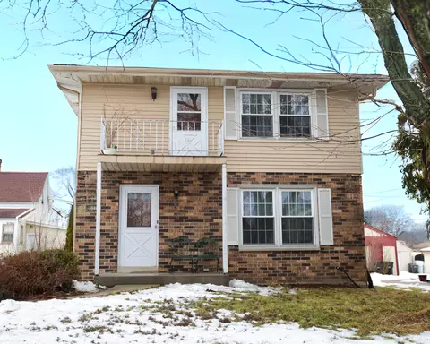 3557 S 33rd #3559, Greenfield, WI 53221