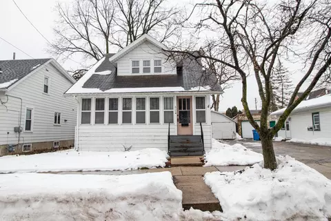 617 Cole, Watertown, WI 53094