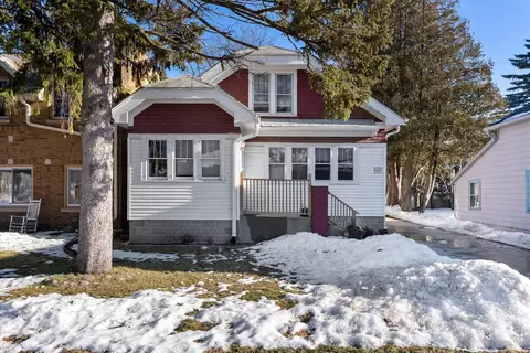 1537 Barton #1539, West Bend, WI 53090