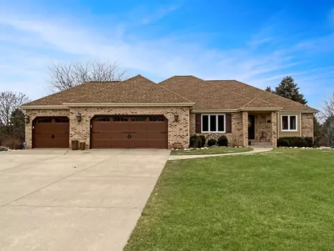 w330n5819 Cedar Bay, Merton, WI 53058