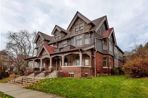1144 N 33rd #1150, Milwaukee, WI 53208