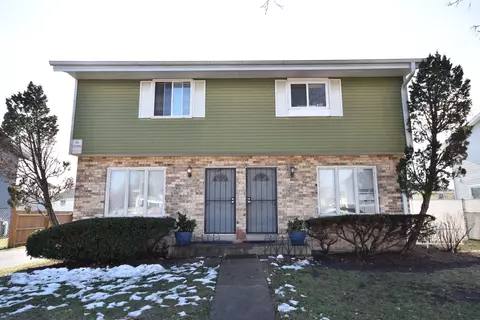 10403 W Kiehnau #10405, Milwaukee, WI 53224