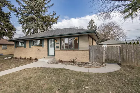 3966 S 76th, Milwaukee, WI 53220