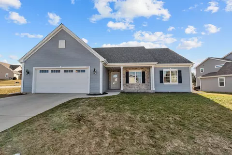 1515 Walnut, Hartford, WI 53027