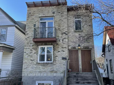 3255 N Bartlett, Milwaukee, WI 53211