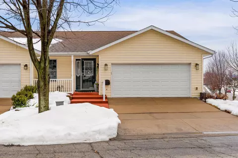 4320 Cliffside, La Crosse, WI 54601