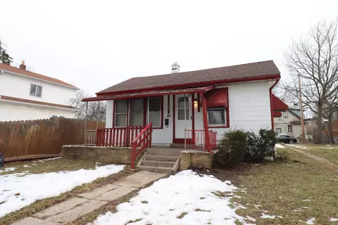 4830 N 39th, Milwaukee, WI 53209