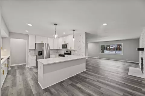 13150 Gremoor, Elm Grove, WI 53122